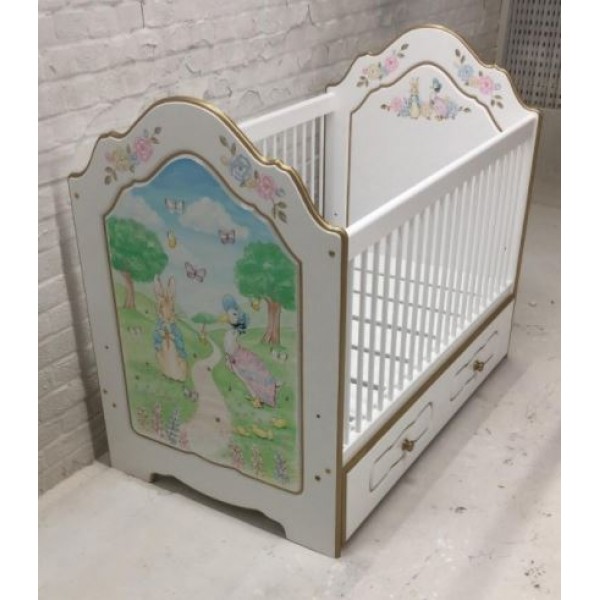 Classic Cot + Metallic Trim + ComplexPlus art + Drawer